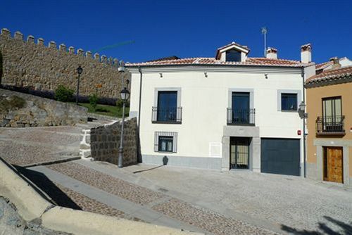 Hotel Puerta De La Santa